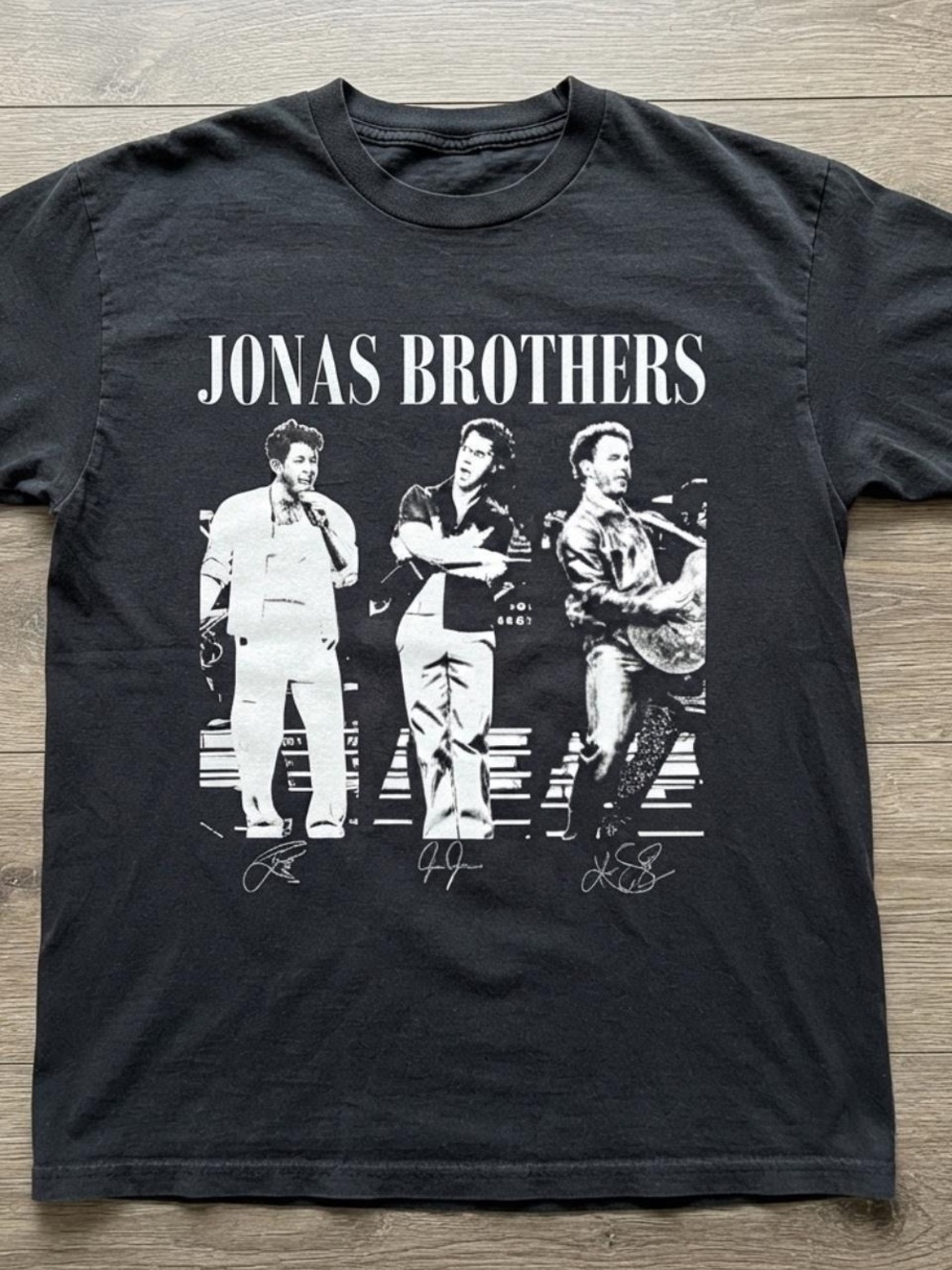 Gildan Black Jonas Brothers Graphic Tee with White Print